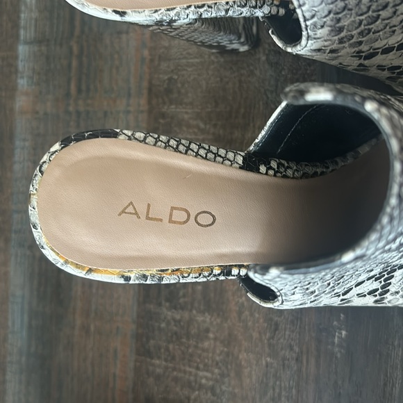 ALDO Python chunky heel - Picture 3 of 7